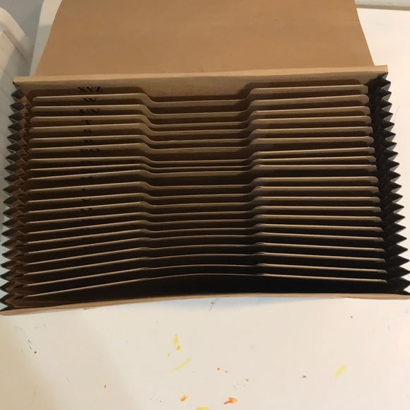 📁 Tan Alphabetical Accordion File Organizer - Picture 7 of 11